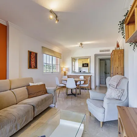 Golf, Family & Semi-penthouse *