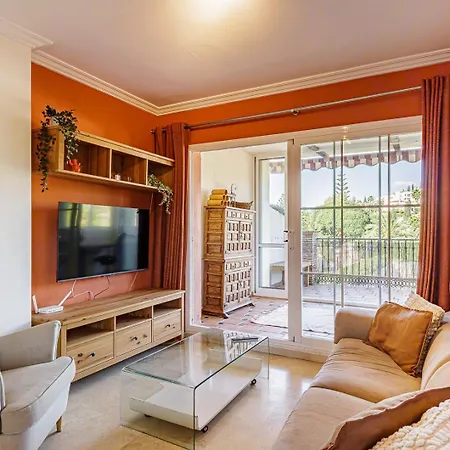 Golf, Family & Semi-penthouse Apartment *